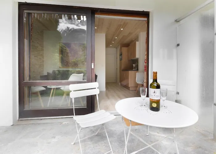 Du Brevent - Village * Chamonix