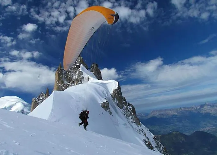 Du Brevent - Village * Chamonix